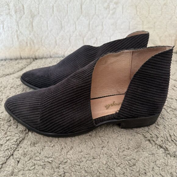Free People‎ Royale ~ Black Corduroy D' Orsay Women's Flat Booties Sz 36 - Picture 1 of 16